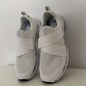 TIEM Spin shoes color marble size 7.5